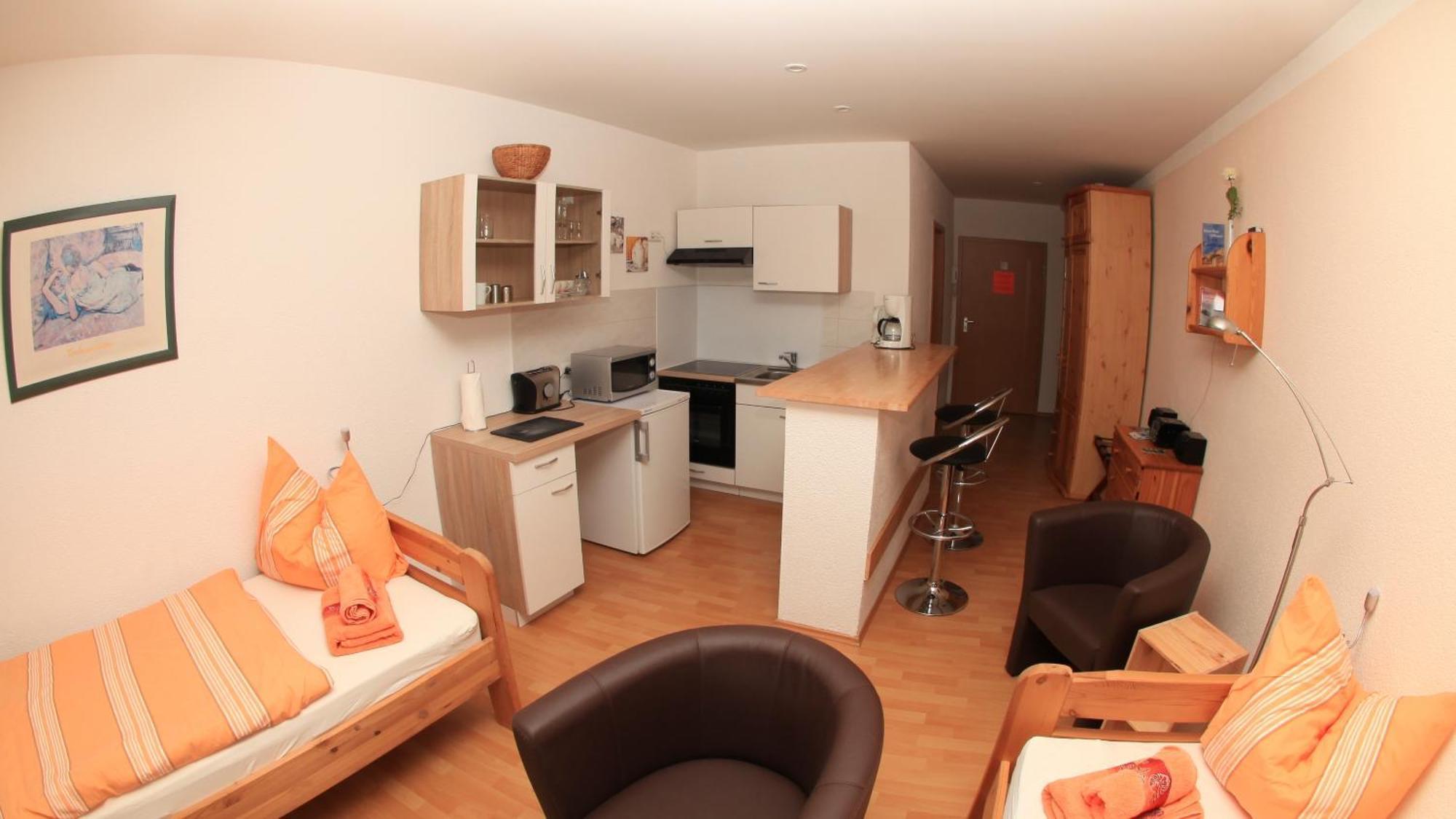 Pension Am Werder Bernburg Room photo