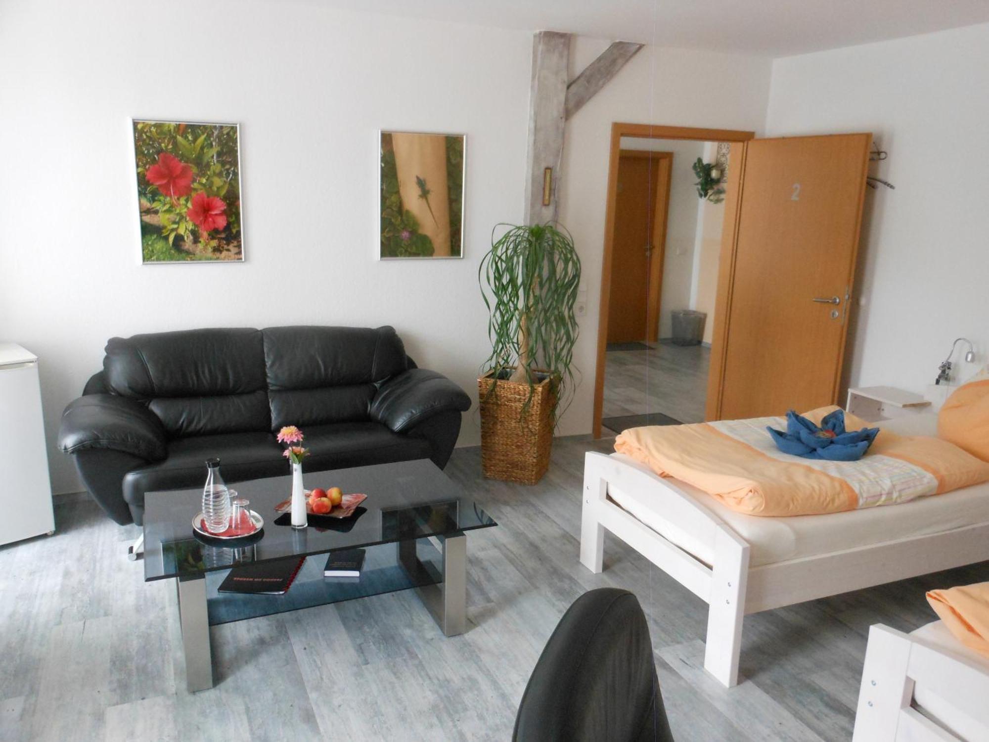 Pension Am Werder Bernburg Room photo